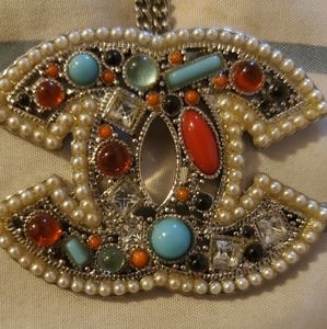 Vintage Chanel Necklace *RARE*